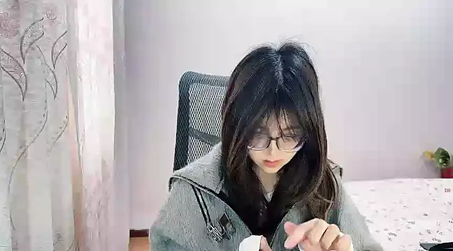 Snapshot of Butterfly--- chatting on December 2024 05:12:01 AM Butterfly--- online show from December 2024 05:12:01 AM