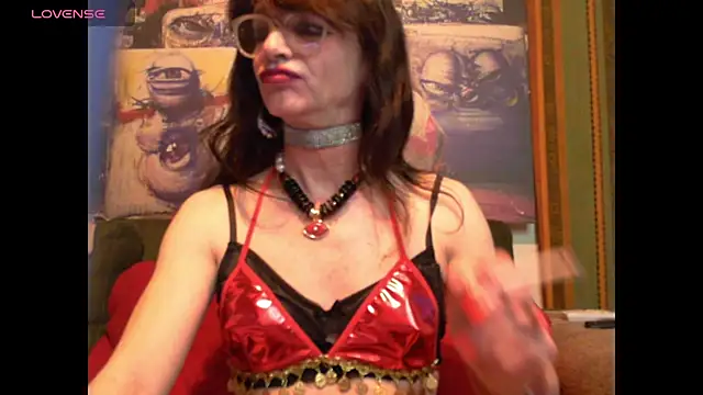 Snapshot of TheBlackWtch chatting on April 2026 05:36:02 AM TheBlackWtch online show from April 2026 05:36:02 AM
