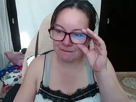 Snapshot of Sonialorens_ chatting on December 2024 09:12:02 PM Sonialorens online show from December 2024 09:12:02 PM