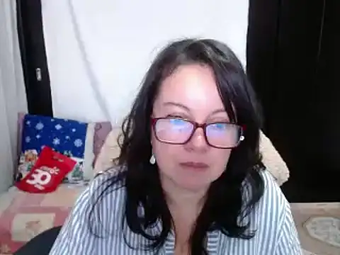 Snapshot of Sonialorens_ chatting on December 2024 02:53:01 PM Sonialorens online show from December 2024 02:53:01 PM