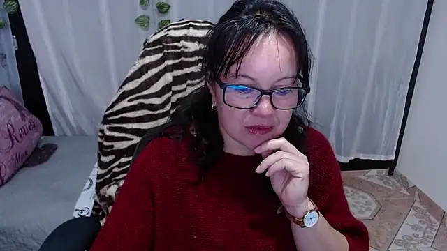 Snapshot of Sonialorens_ chatting on February 2025 12:06:02 PM Sonialorens online show from February 2025 12:06:02 PM