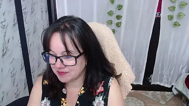 Snapshot of Sonialorens_ chatting on February 2025 06:04:02 PM Sonialorens online show from February 2025 06:04:02 PM