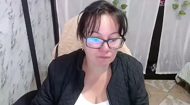 Snapshot of Sonialorens_ chatting on February 2025 02:19:02 PM Sonialorens online show from February 2025 02:19:02 PM