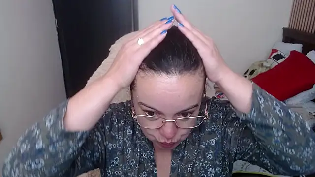 Snapshot of Sonialorens_ chatting on January 2026 02:33:02 PM Sonialorens online show from January 2026 02:33:02 PM