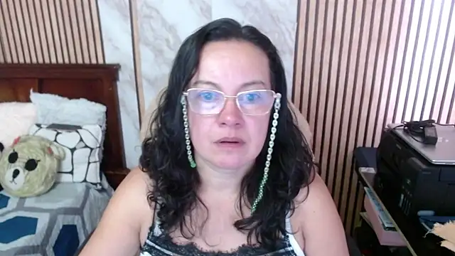 Snapshot of Sonialorens_ chatting on February 2026 08:04:02 PM Sonialorens online show from February 2026 08:04:02 PM