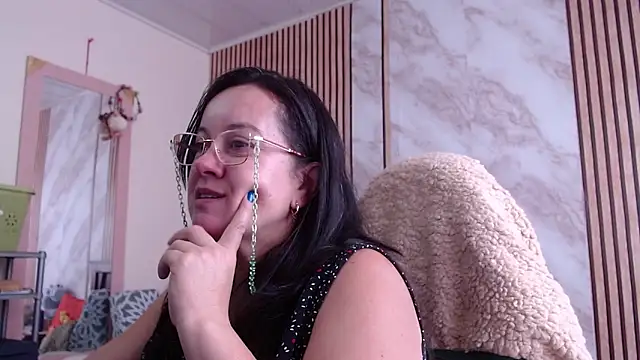 Snapshot of Sonialorens_ chatting on February 2026 05:36:01 PM Sonialorens online show from February 2026 05:36:01 PM