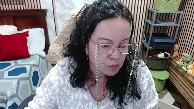 Snapshot of Sonialorens_ chatting on March 2026 07:20:02 PM Sonialorens online show from March 2026 07:20:02 PM