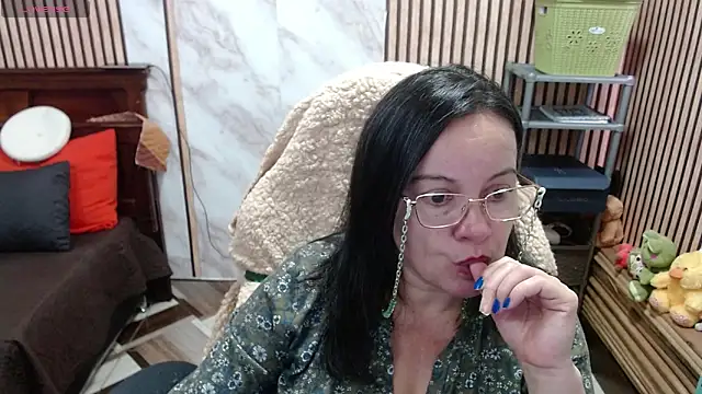 Snapshot of Sonialorens_ chatting on March 2026 08:24:01 PM Sonialorens online show from March 2026 08:24:01 PM