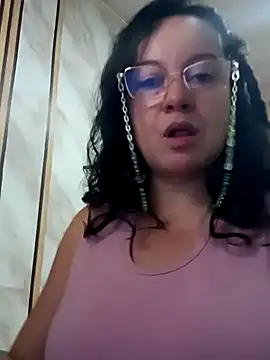 Snapshot of Sonialorens_ chatting on April 2026 05:30:01 PM Sonialorens online show from April 2026 05:30:01 PM