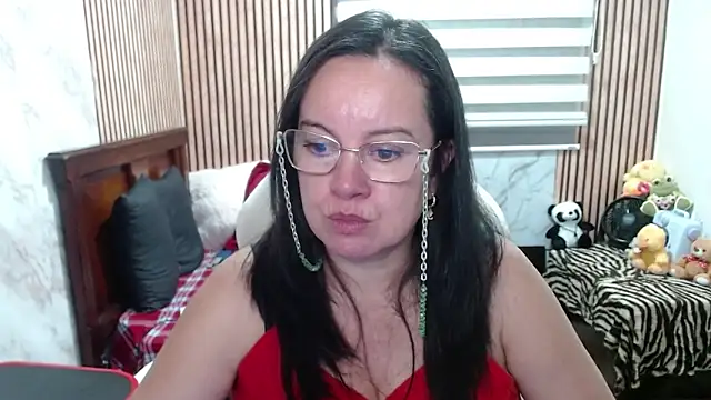 Snapshot of Sonialorens_ chatting on May 2026 11:09:01 PM Sonialorens online show from May 2026 11:09:01 PM