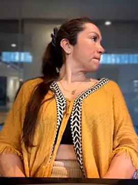 angelitasexy81 online show from March 2026 02:33:02 PM