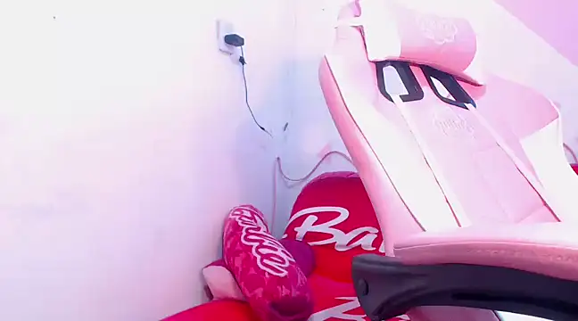 Snapshot of ashley_19xx chatting on December 2024 03:03:02 AM ashley 19xx online show from December 2024 03:03:02 AM