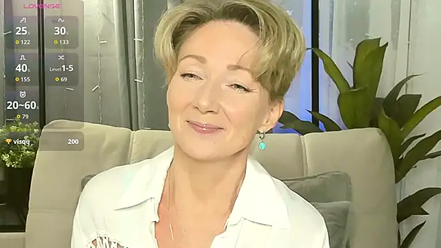 AkexandraFix online show from November 2025 12:59:02 PM