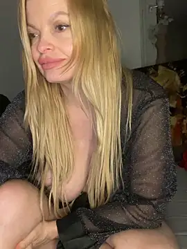 Lisavontease online show from June 2026 09:40:01 PM