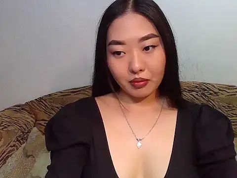 Snapshot of Aleksa_Blackdream chatting on September 2025 02:06:02 PM Aleksa Blackdream online show from September 2025 02:06:02 PM
