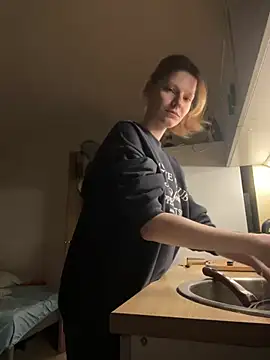 MaryHiggins online show from February 2025 05:59:01 PM