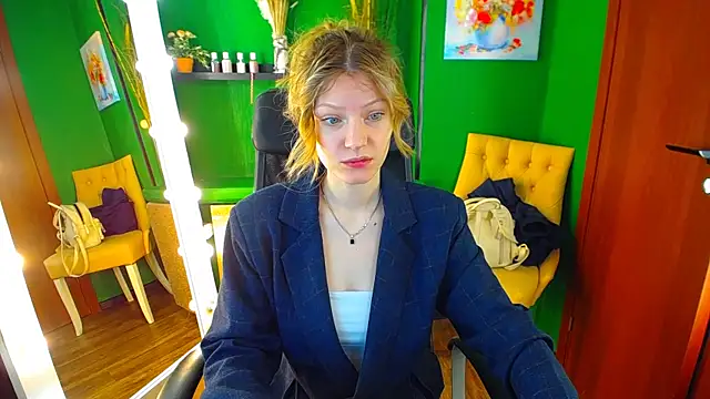 MaryHiggins online show from March 2025 10:49:02 AM