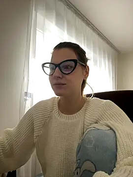 MaryHiggins online show from October 2025 10:16:02 AM