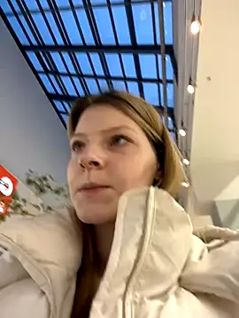 MaryHiggins online show from November 2025 01:22:04 PM