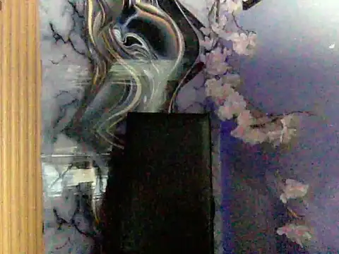 EmpressYna online show from April 2026 01:23:01 PM