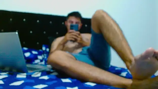 Snapshot of jimmy_scoot chatting on December 2024 03:44:02 AM jimmy scoot online show from December 2024 03:44:02 AM