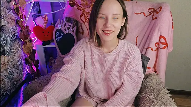 sarakaell online show from February 2026 08:03:02 PM