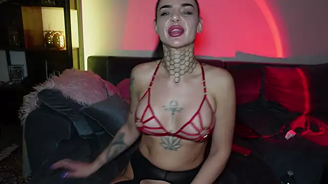 LexiCoco online show from January 2025 06:59:01 PM