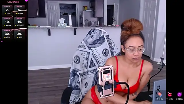 RylHoneyy online show from June 2026 05:27:02 PM