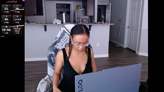 RylHoneyy online show from June 2026 08:29:02 PM