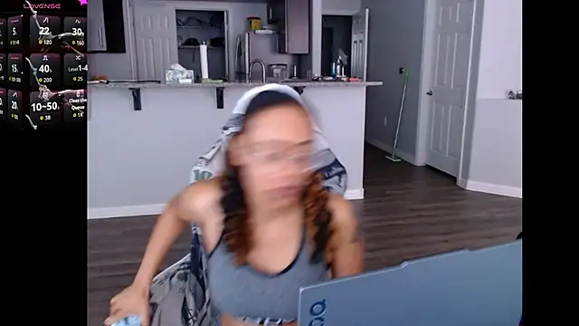 RylHoneyy online show from June 2026 08:00:02 PM