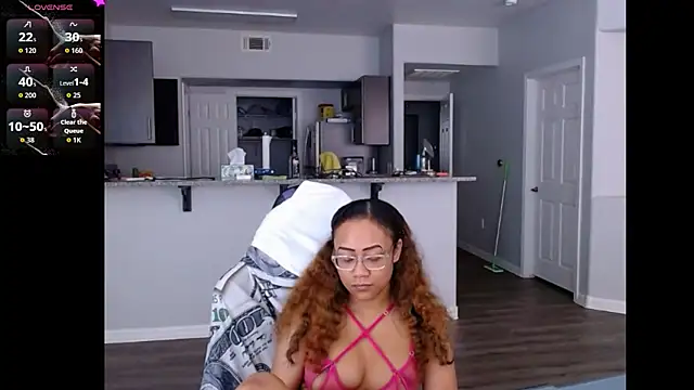 RylHoneyy online show from June 2026 06:45:01 PM