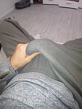 QuietBoy online show from November 2025 03:56:01 PM