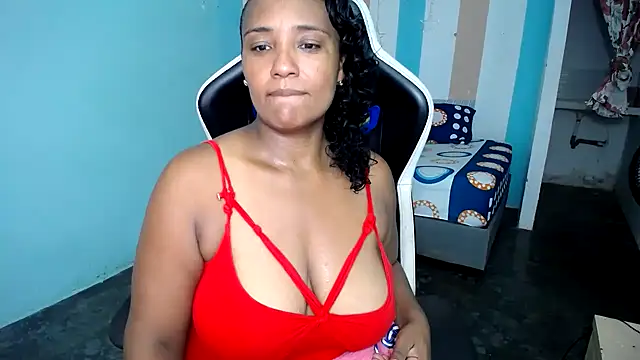 Snapshot of marysol83 chatting on November 2025 06:06:01 PM marysol83 online show from November 2025 06:06:01 PM