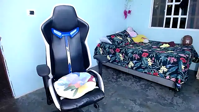 Snapshot of marysol83 chatting on December 2025 12:29:01 AM marysol83 online show from December 2025 12:29:01 AM