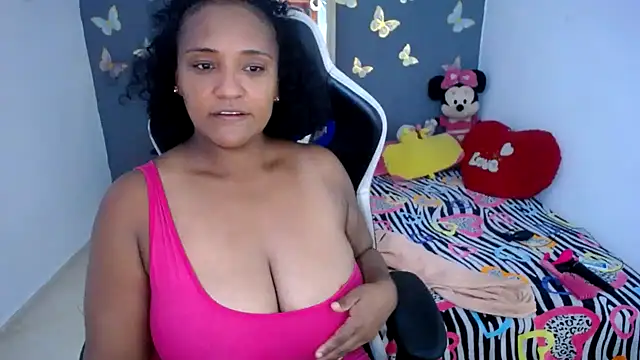 Snapshot of marysol83 chatting on April 2026 01:19:02 AM marysol83 online show from April 2026 01:19:02 AM
