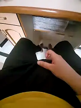 Snapshot of vansh1802 chatting on January 2025 03:50:01 PM vansh1802 online show from January 2025 03:50:01 PM