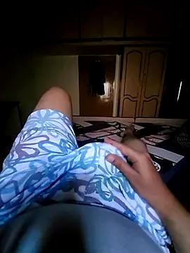 Snapshot of vansh1802 chatting on March 2025 08:34:02 AM vansh1802 online show from March 2025 08:34:02 AM