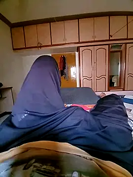 Snapshot of vansh1802 chatting on November 2025 07:52:01 AM vansh1802 online show from November 2025 07:52:01 AM