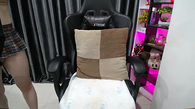 Snapshot of Yuki-yio chatting on October 2025 02:39:02 AM Yuki-yio online show from October 2025 02:39:02 AM