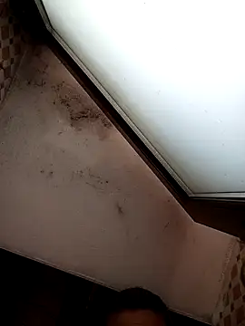 Snapshot of CRHYSTEL chatting on October 2025 10:16:02 AM CRHYSTEL online show from October 2025 10:16:02 AM