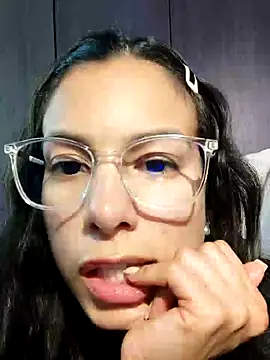 Snapshot of Angelinalombardi_ chatting on March 2025 03:40:01 AM Angelinalombardi online show from March 2025 03:40:01 AM