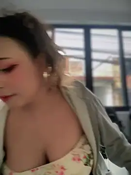 Snapshot of seraphine23 chatting on January 2025 10:19:01 PM seraphine23 online show from January 2025 10:19:01 PM