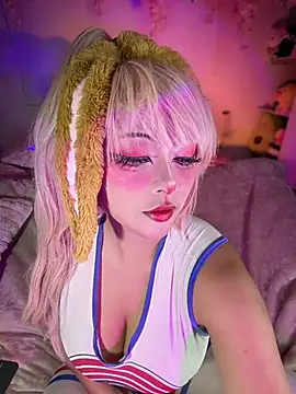 seraphine23 online show from June 2026 03:08:02 AM