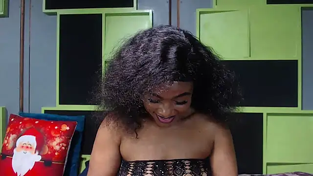 Snapshot of SexyAssDivaxxx chatting on January 2025 12:52:02 PM SexyAssDivaxxx online show from January 2025 12:52:02 PM