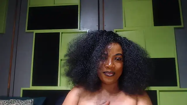 Snapshot of SexyAssDivaxxx chatting on September 2025 05:12:01 AM SexyAssDivaxxx online show from September 2025 05:12:01 AM