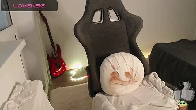 big1one1guy online show from December 2024 12:45:02 PM