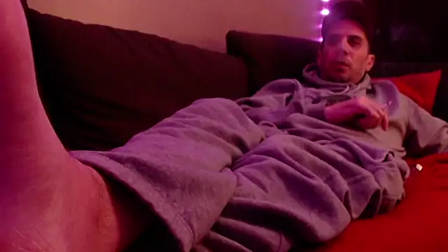 Snapshot of cash_master chatting on December 2024 06:26:01 AM cash master online show from December 2024 06:26:01 AM