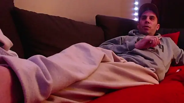 Snapshot of cash_master chatting on December 2024 04:56:02 AM cash master online show from December 2024 04:56:02 AM