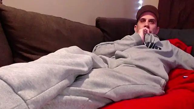 Snapshot of cash_master chatting on March 2025 03:24:01 AM cash master online show from March 2025 03:24:01 AM