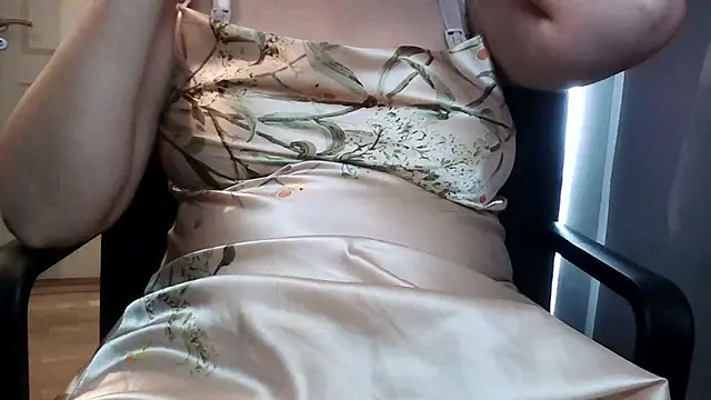 Nora NRI online show from October 2025 09:31:01 AM